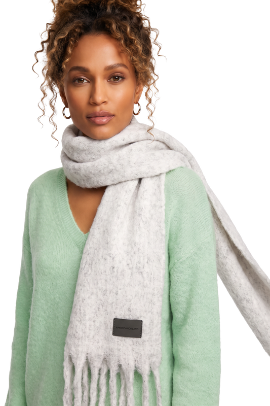 Maui Oversized Fringe Scarf White Melange Model