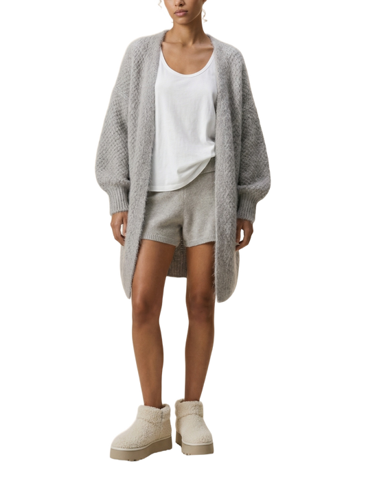 Tenna Cardigan Light Grey Model
