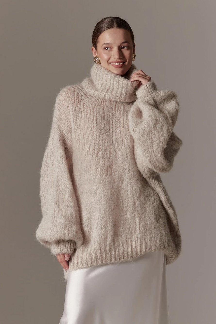 Pepper Roll Neck Alpaca Pullover Beige