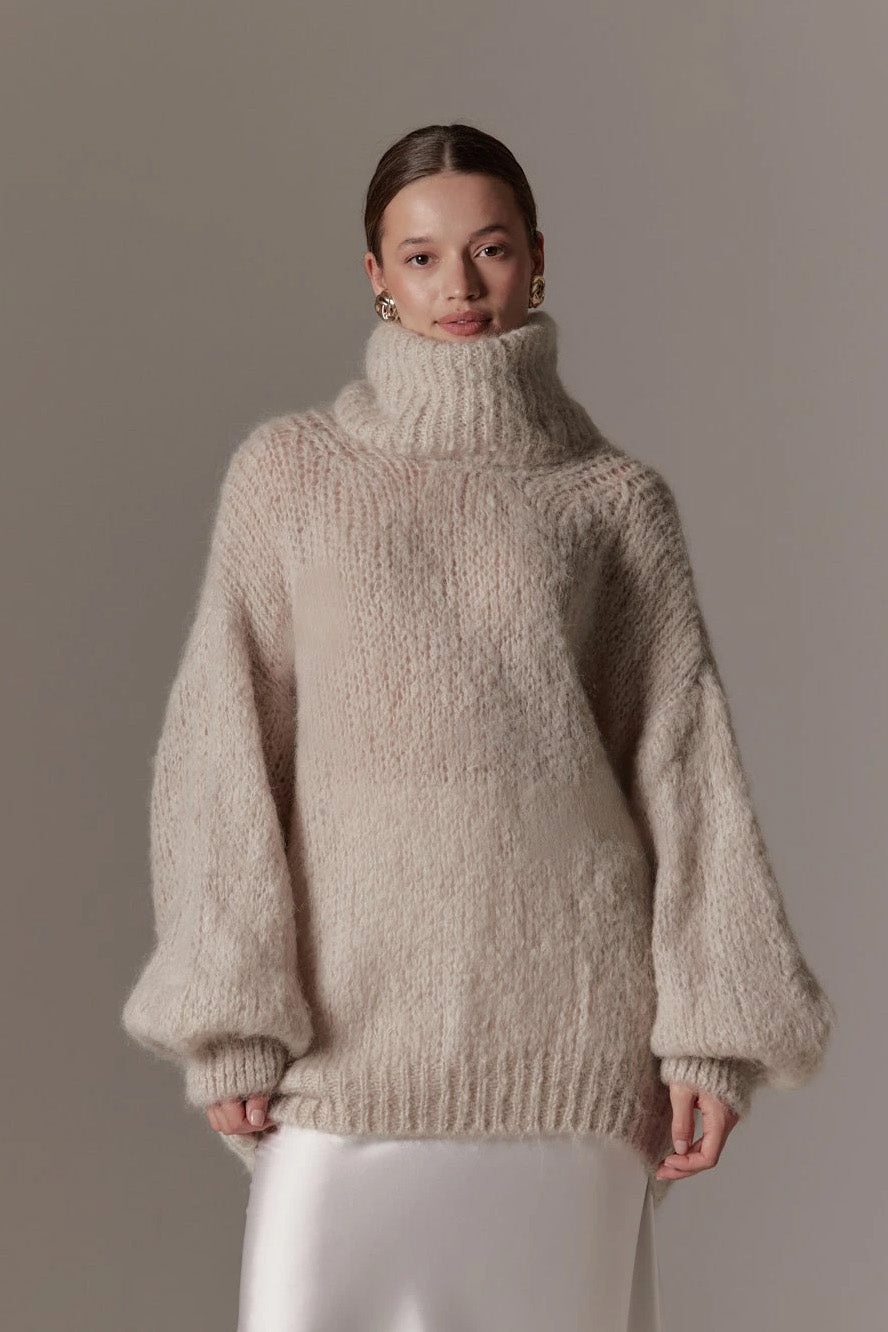 Pepper Roll Neck Alpaca Pullover Beige