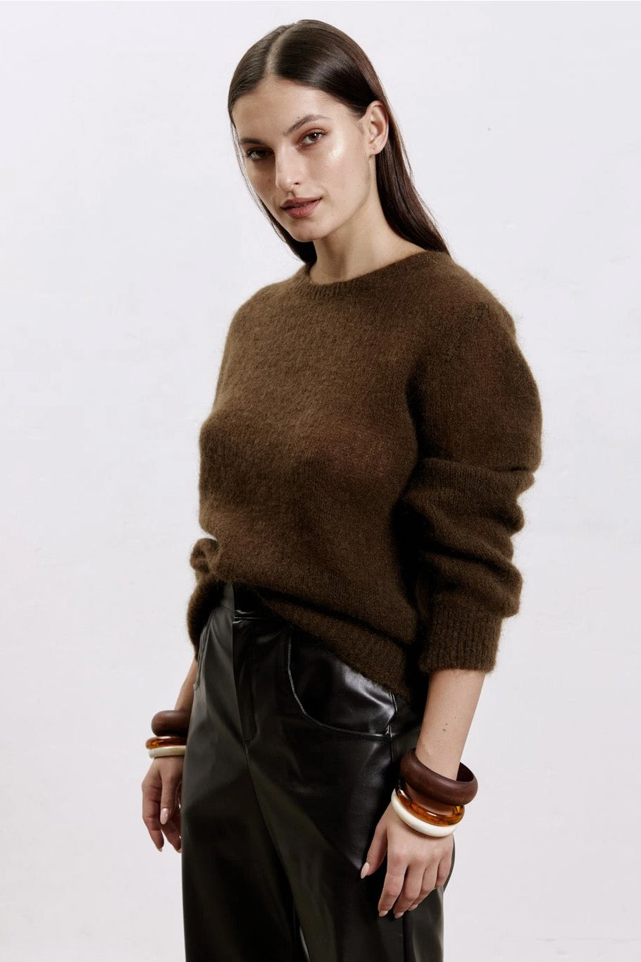 Ulla O Neck Knit Pullover Dark Brown