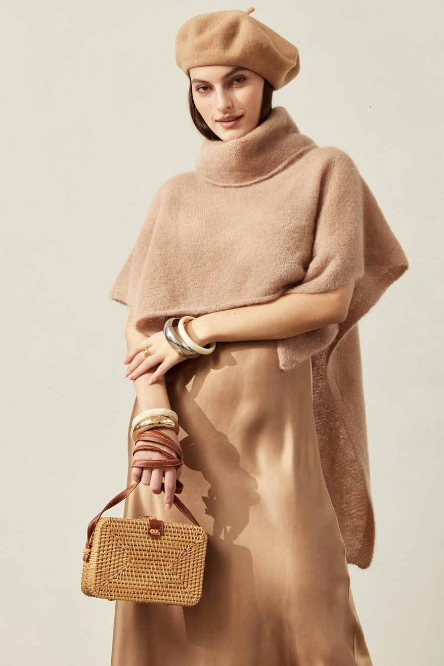 Bella Poncho Medium Brown