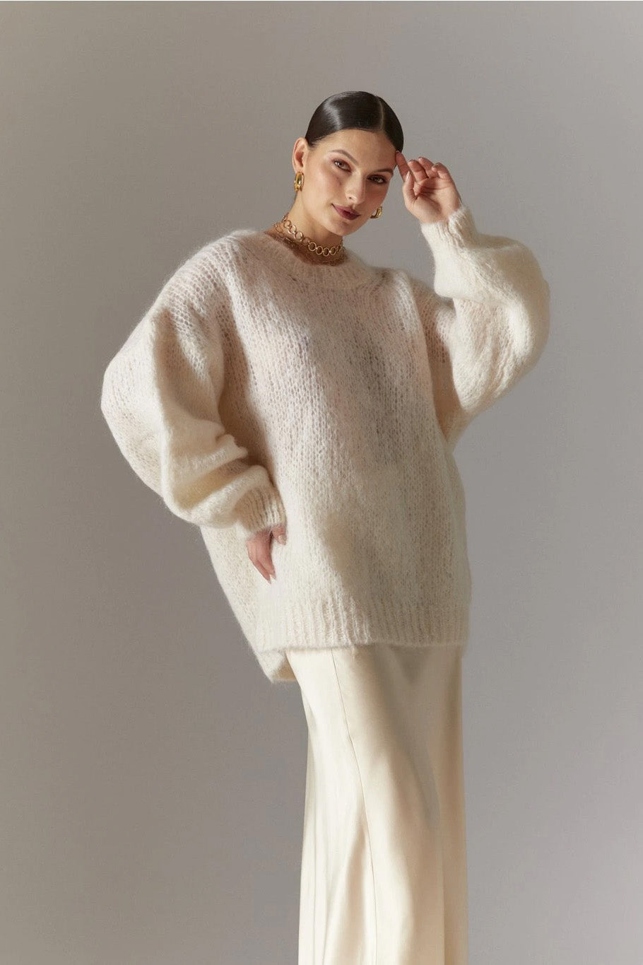 Pepper Round Neck Pullover White