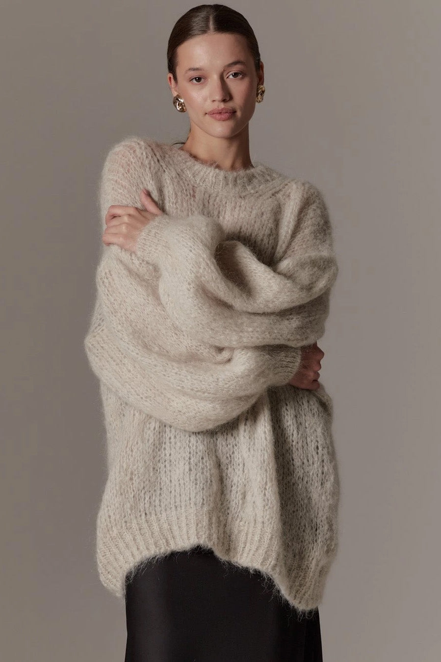 Pepper Round Neck Pullover Beige