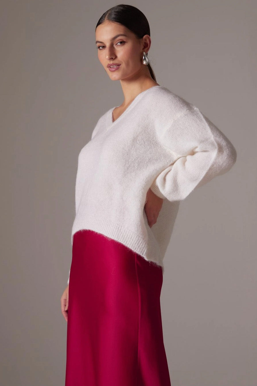 Silja V Neck Knit White