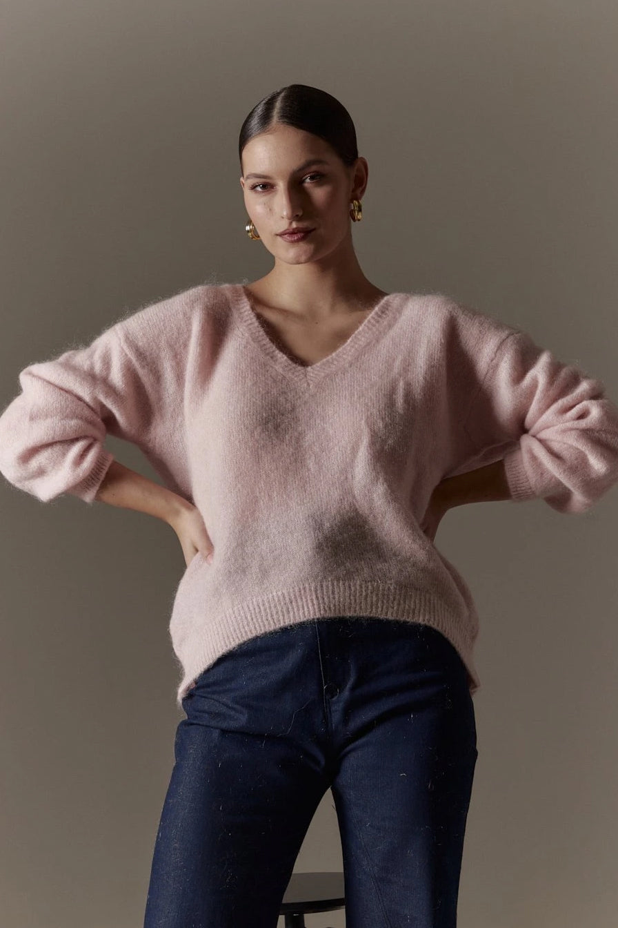 Silja V Neck Knit Light Pink