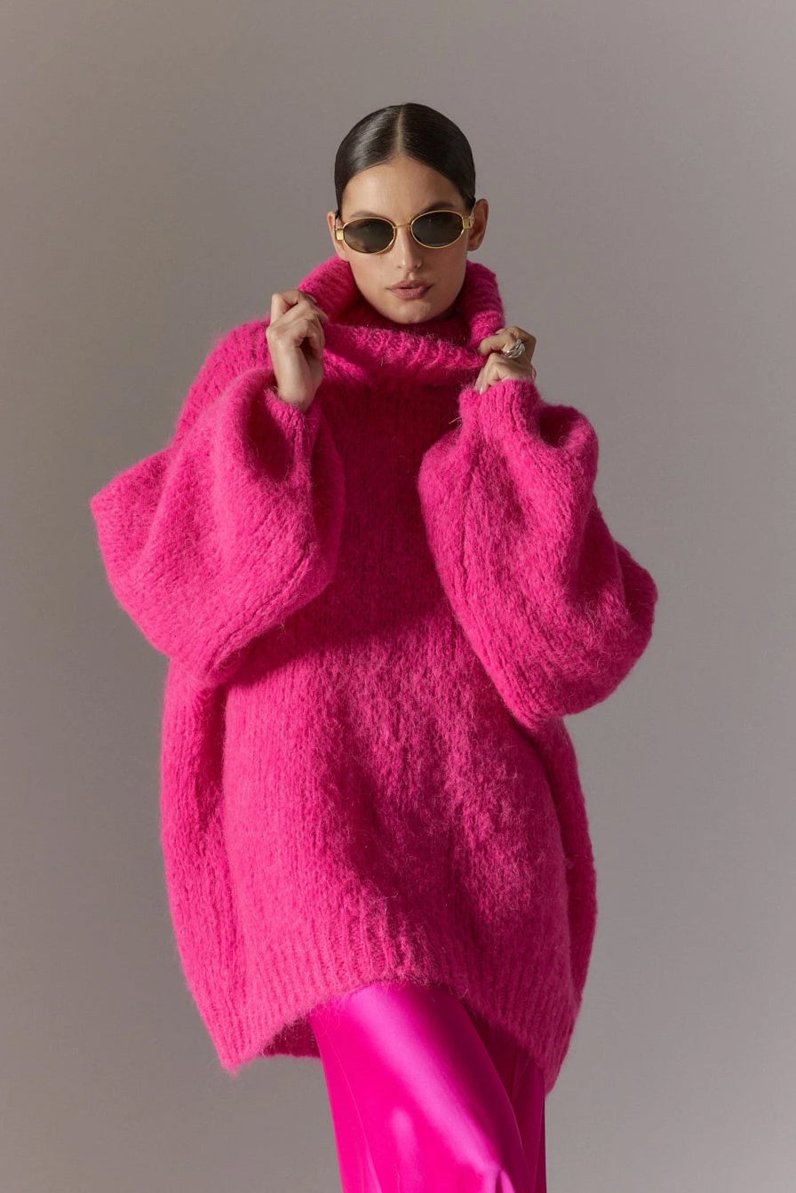 Pepper Roll Neck Alpaca Pullover Neon Pink