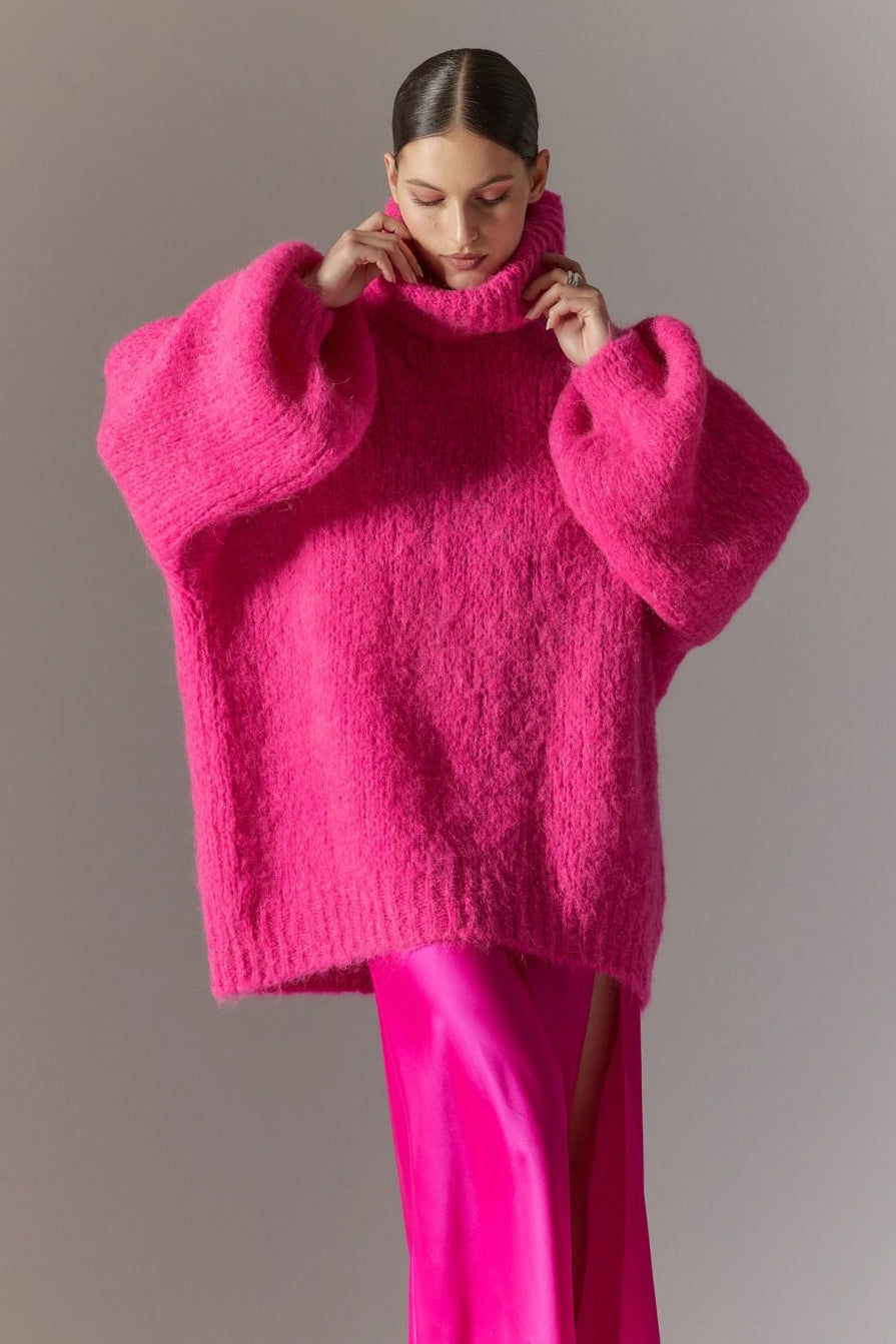 Pepper Roll Neck Alpaca Pullover Neon Pink