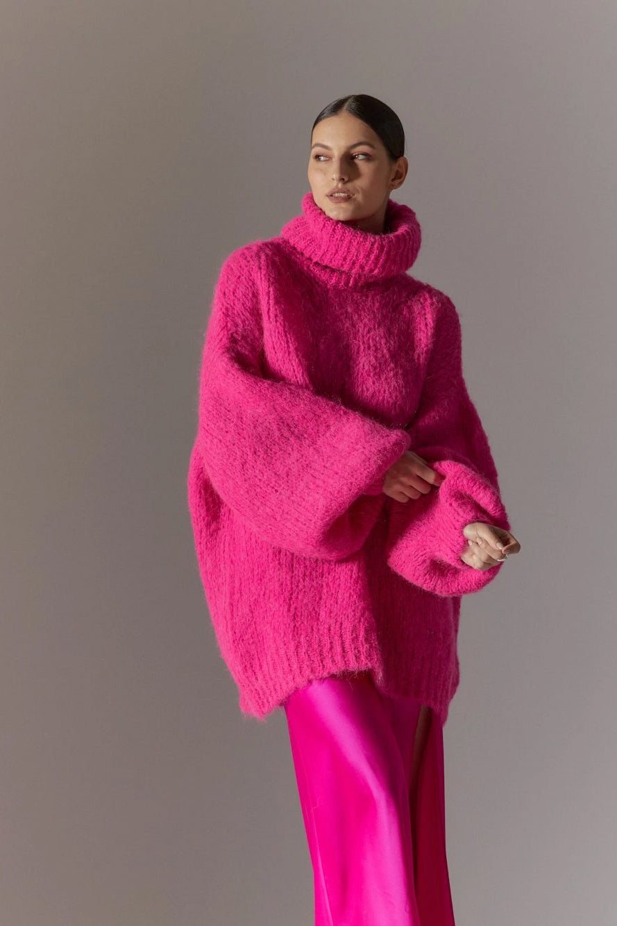 Pepper Roll Neck Alpaca Pullover Neon Pink