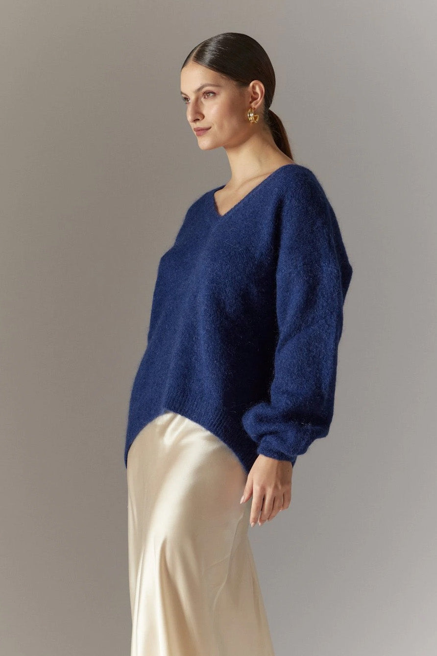 Silja V Neck Knit Navy Blue