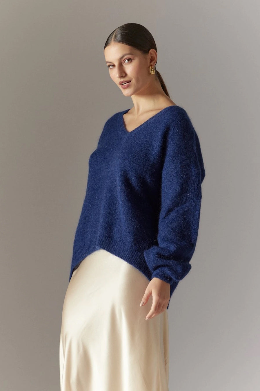 Silja V Neck Knit Navy Blue