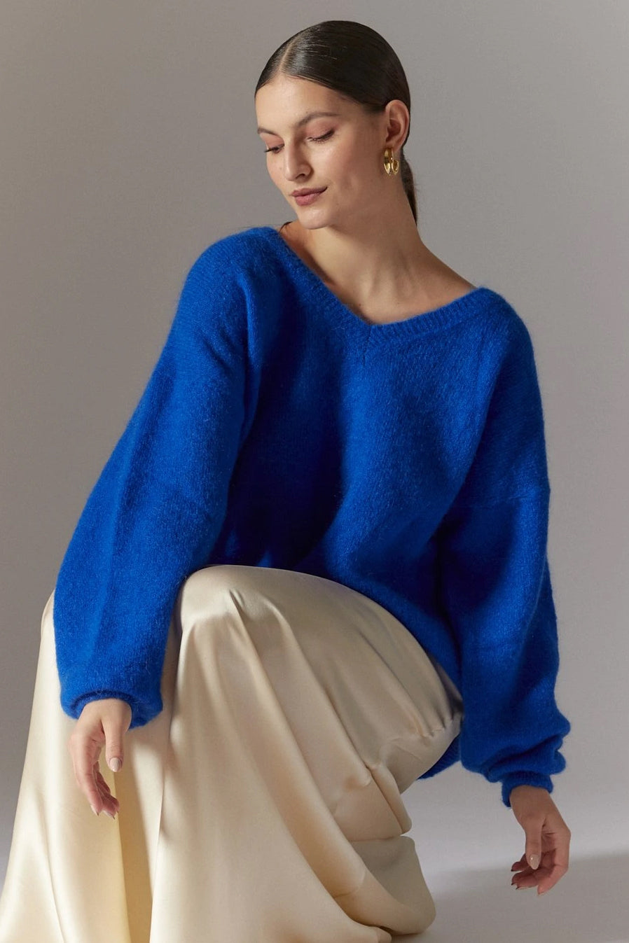 Silja V Neck Knit Electric Blue