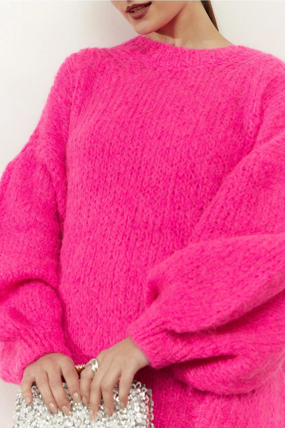 Pepper Round Neck Pullover Neon Pink