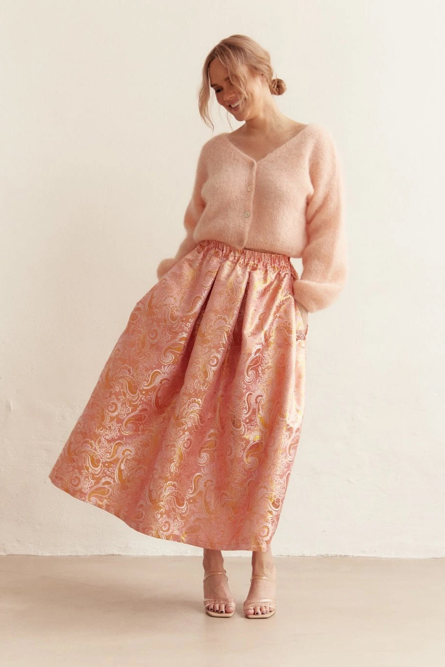 Cornelia Cropped Cardigan Peach