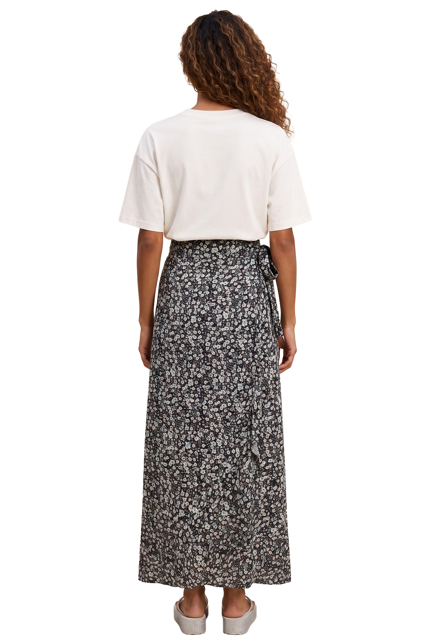 Milly Wrap Skirt Long Black / Blue Flower