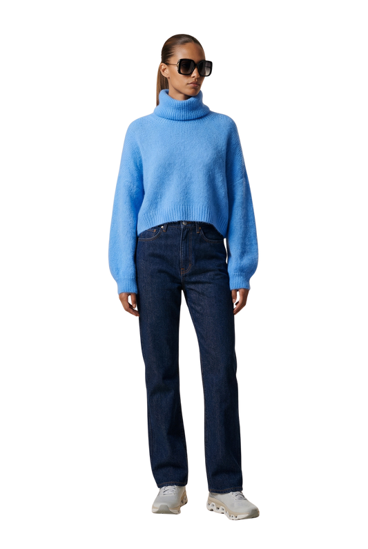 Andrea Rollneck Cropped Alpaca Pullover Sky Blue