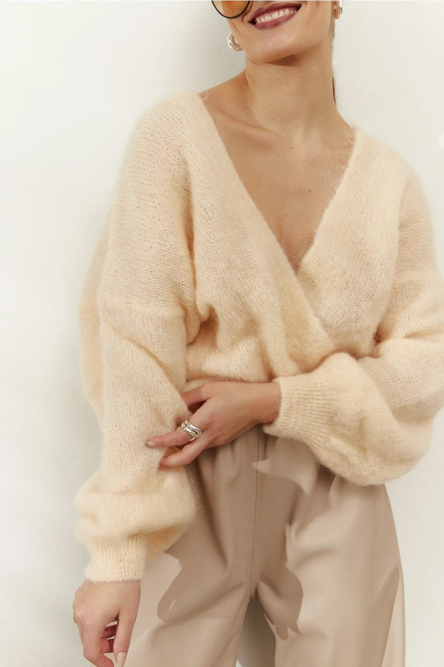 Lee Short Cardigan Almond