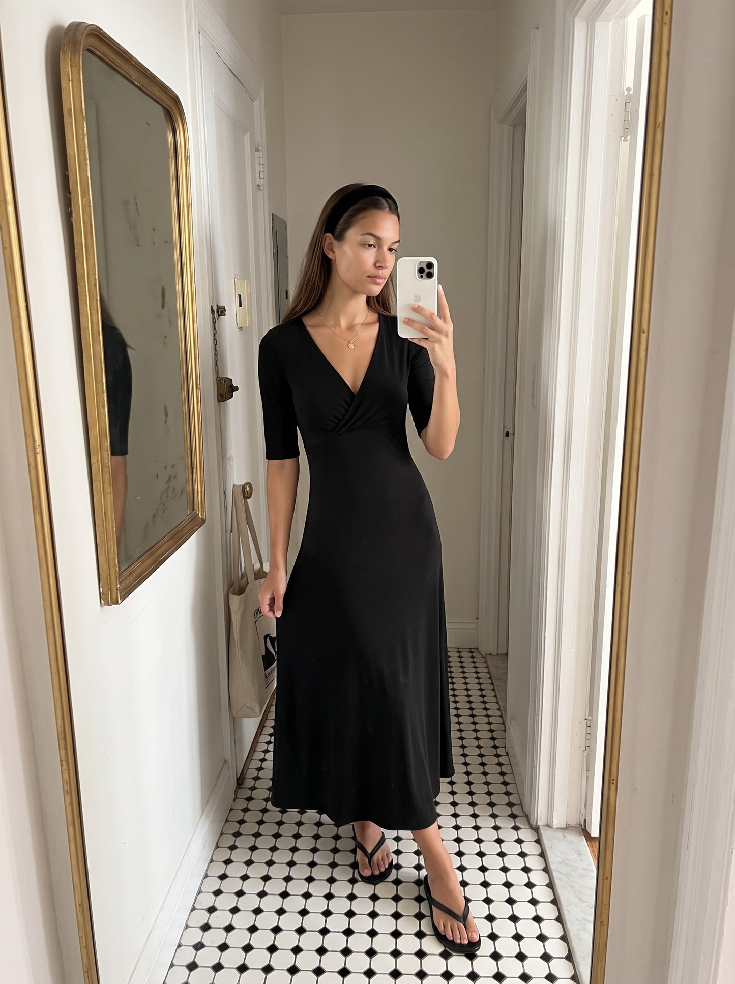 Talia Half Sleeve V-Neck Long Dress Black - mirror selfie