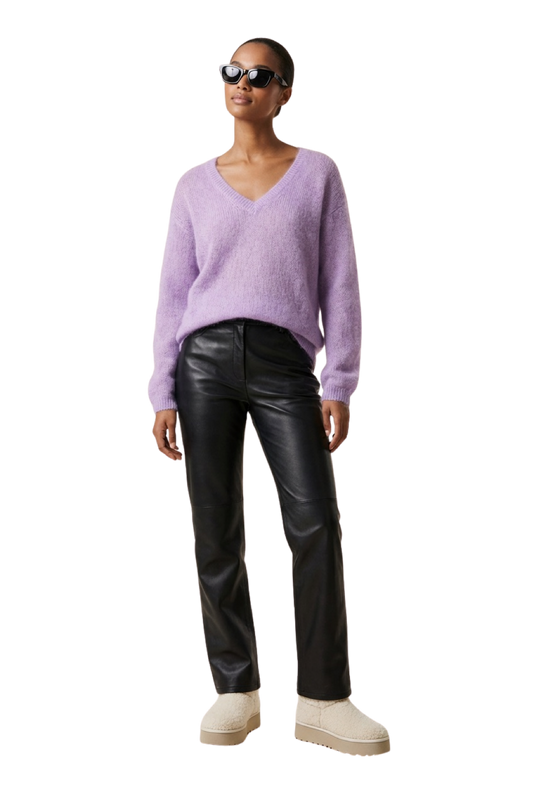 Silja V Neck Knit Lilac