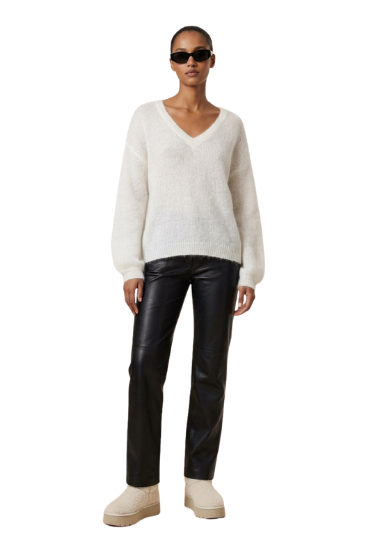 Silja V Neck Knit White