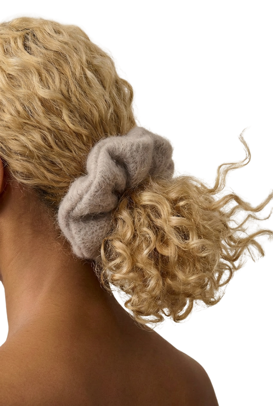 Tullah Knit Scrunchie Light Taupe