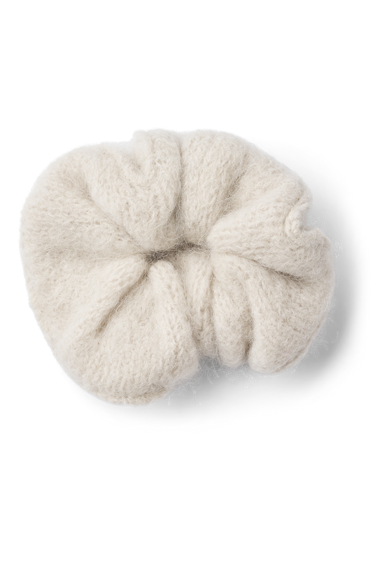 Tullah Knit Scrunchie White