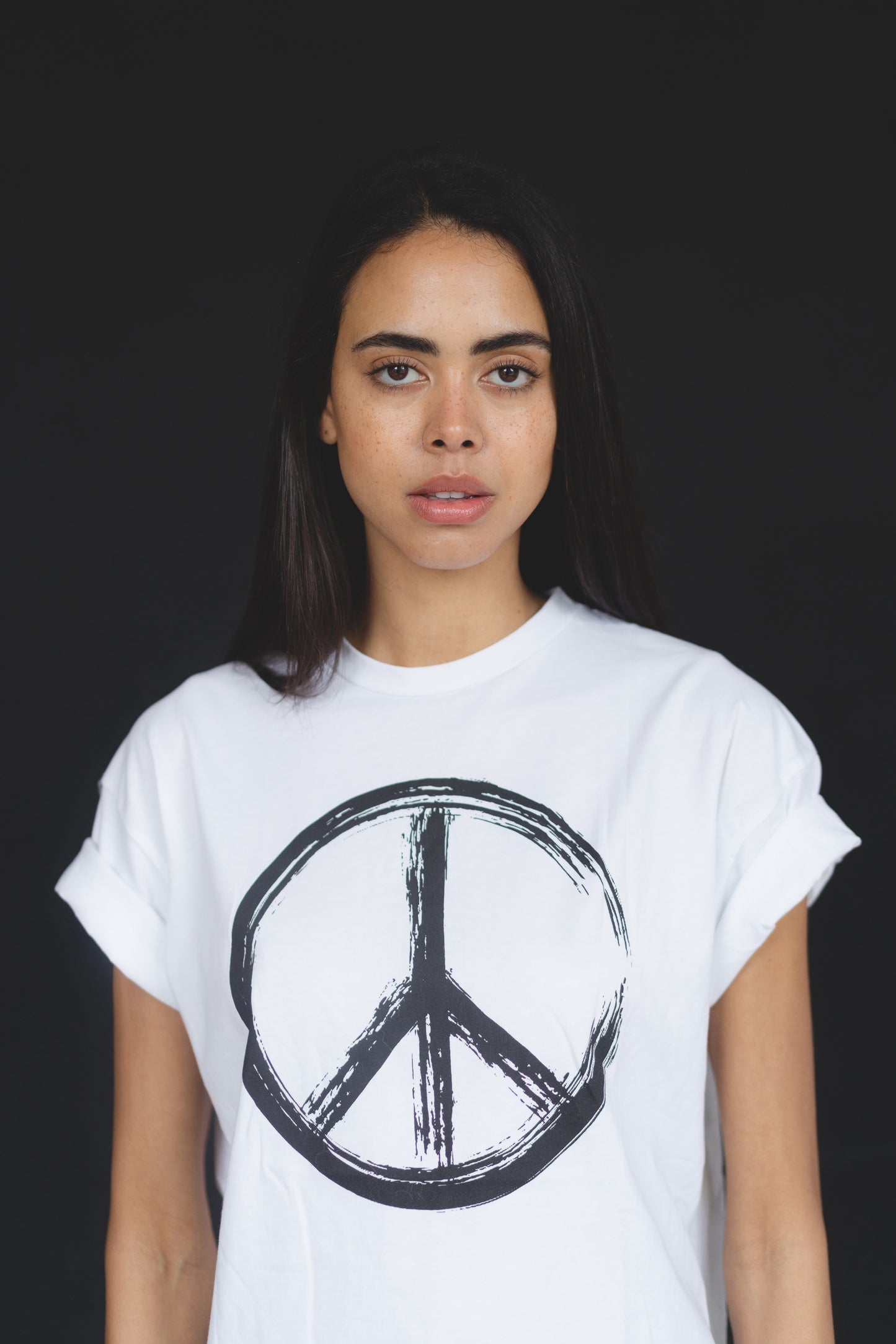 T-Shirt Cropped White Peace Cotton Tee W/ Black Letters