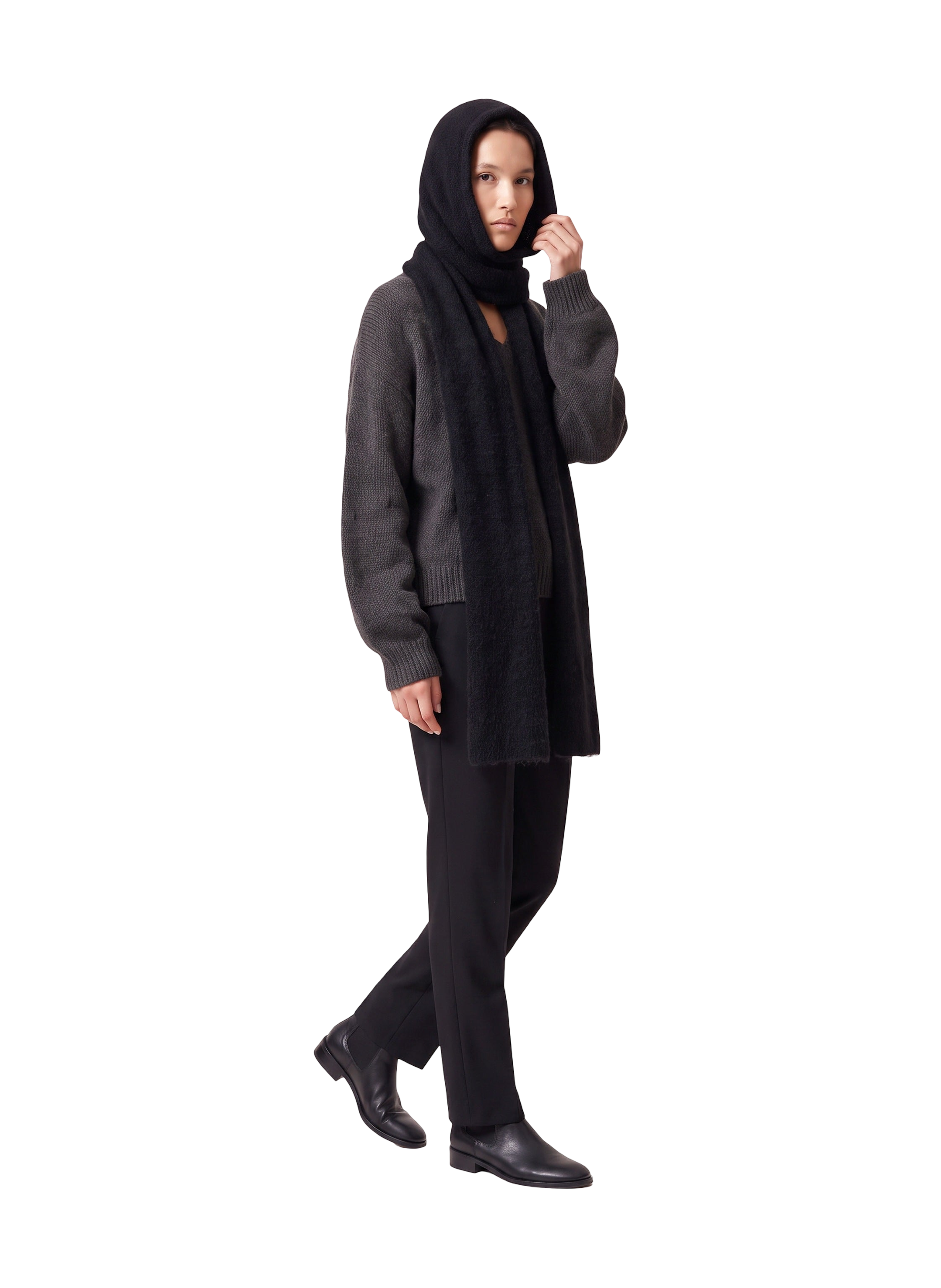 Penn Hooded Alpaca Scarf Black Model