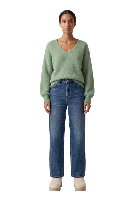 Milana LS Alpaca Pullover Dusty Green - model