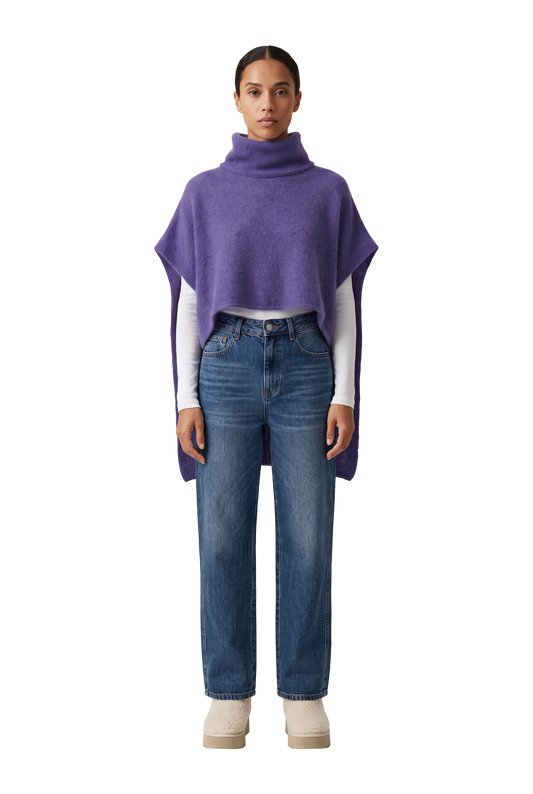 Bella Poncho Violet - model