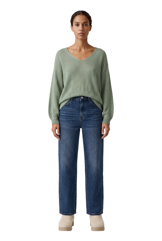 Milana LS Light Cotton Knit Dusty Green - model