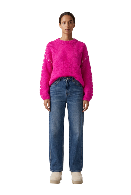Catia Mohair Stitch Pullover Neon Pink - model