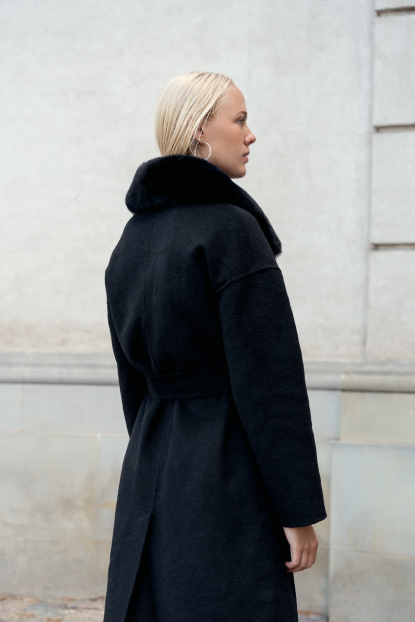 Carmen Cashmere Coat Black - Sample